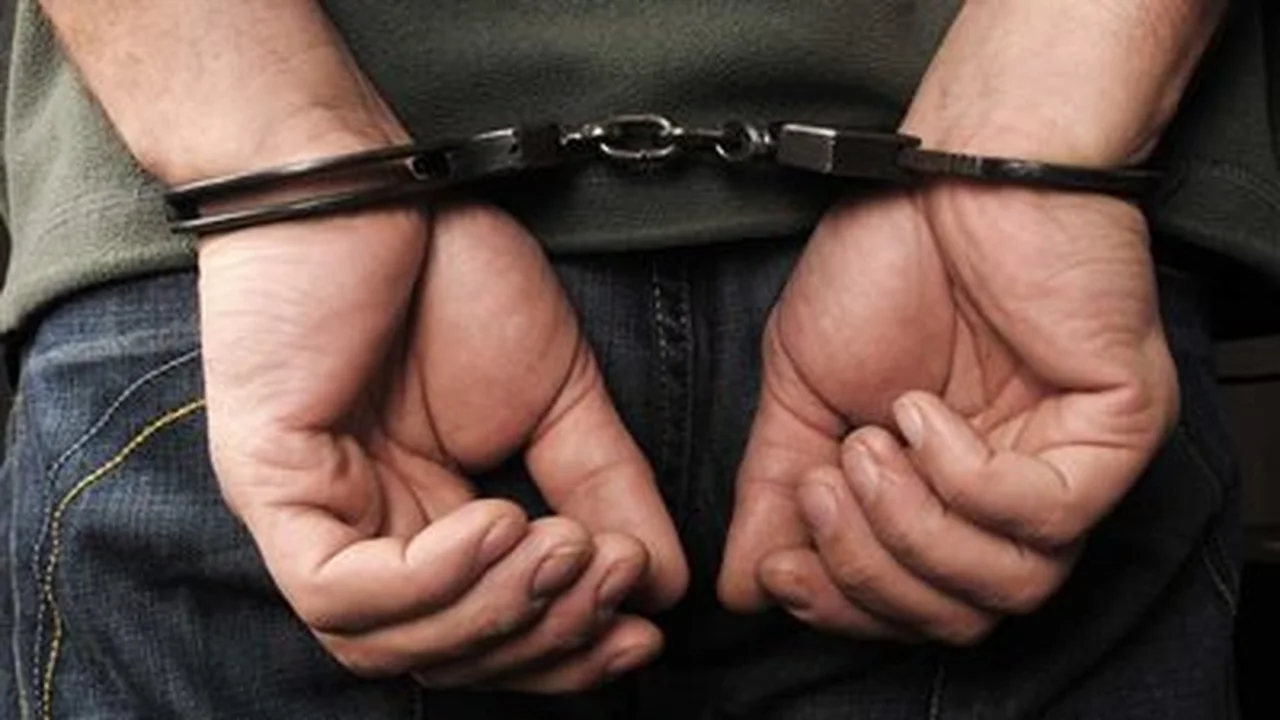 ضبط متهم تخصص في سرقة الهواتف من داخل مسجد بمدينة رأس البر